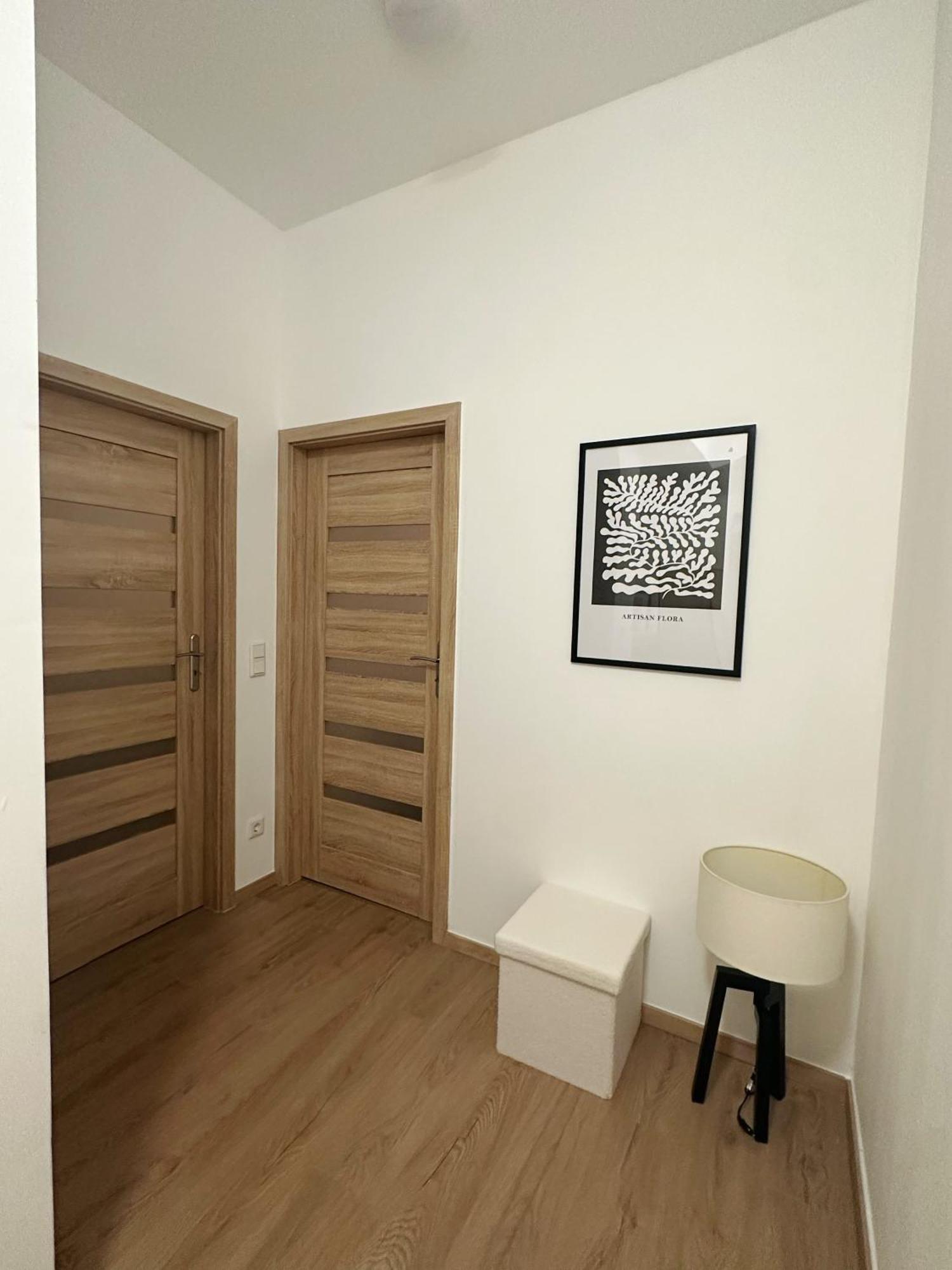Apartamento 2Schlafenzimmer 5Betten Montuerwhonung Düsseldorf Exterior foto